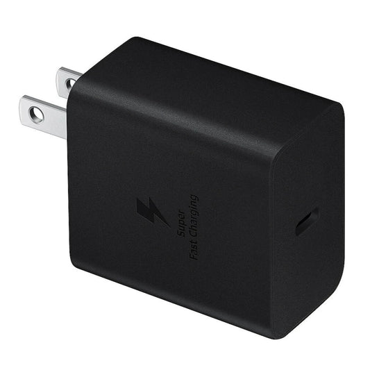 Cargador de pared Adam Elements Omnia X3 USB-C a Lightning Fast Charging Kit