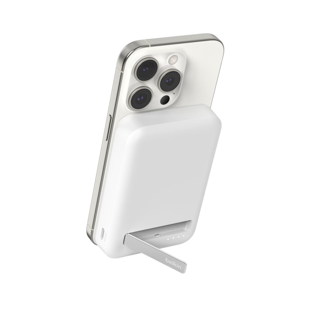 Belkin batería externa magnética 5K con Qi2 15 W Blanco