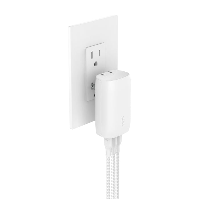 Cargador de pared Belkin 3 Puertos USB-C con PPS de 67W Blanco