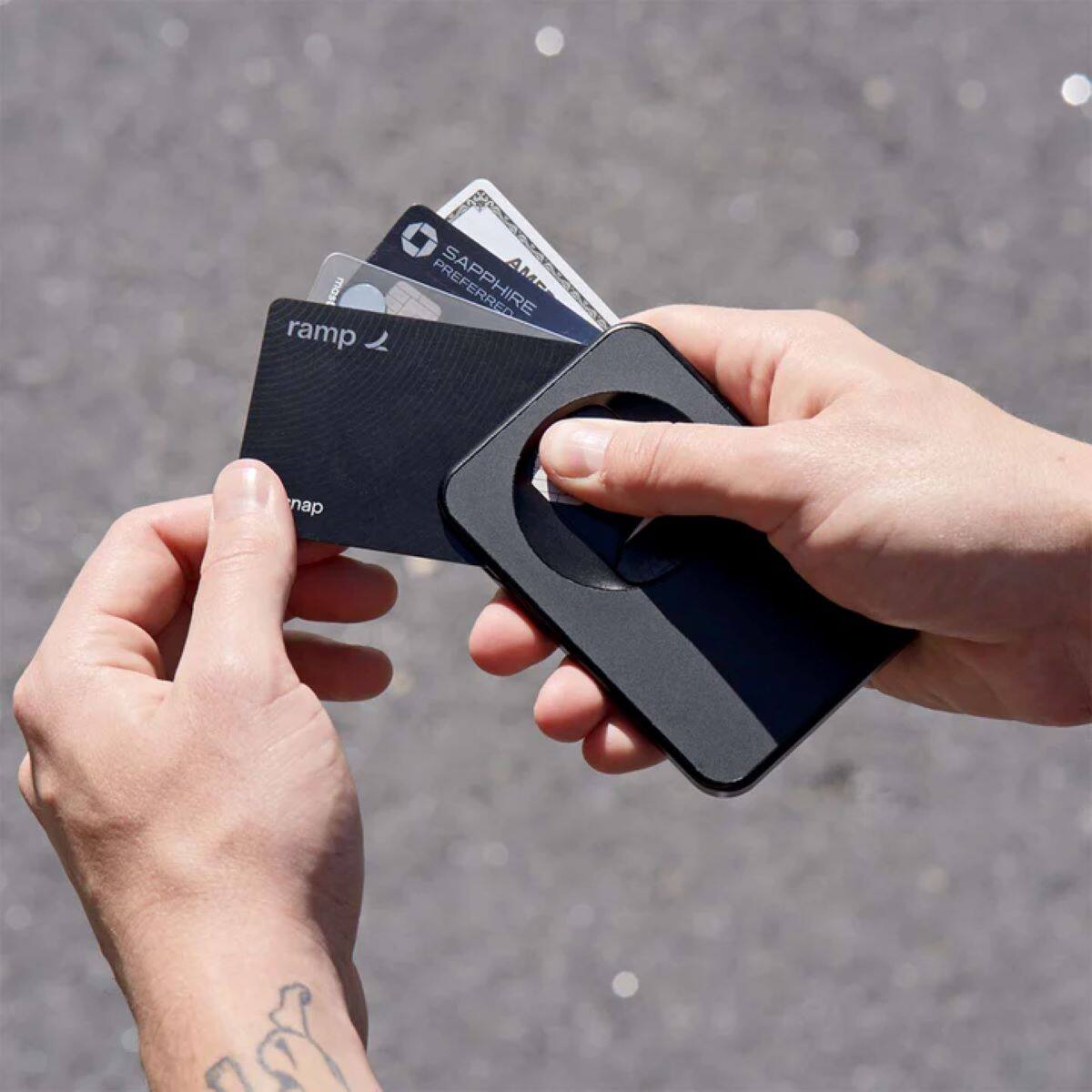 OhSnap Grip Wallet Black