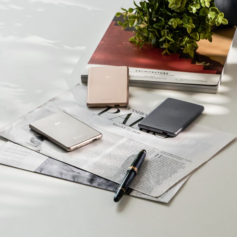 Adam Elements VIONTA Q5 Qi2 Ultra-Slim Power Bank 5,000 mAh - Gold