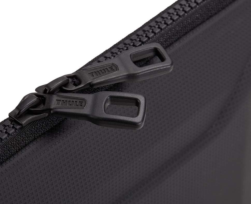 Thule Gauntlet MacBook Sleeve 14'' - Black