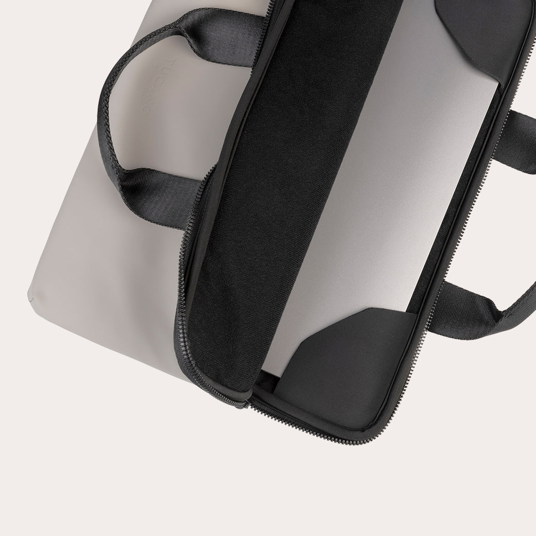 Tucano Gommo bolsa superslim 16 Pulgadas Gris