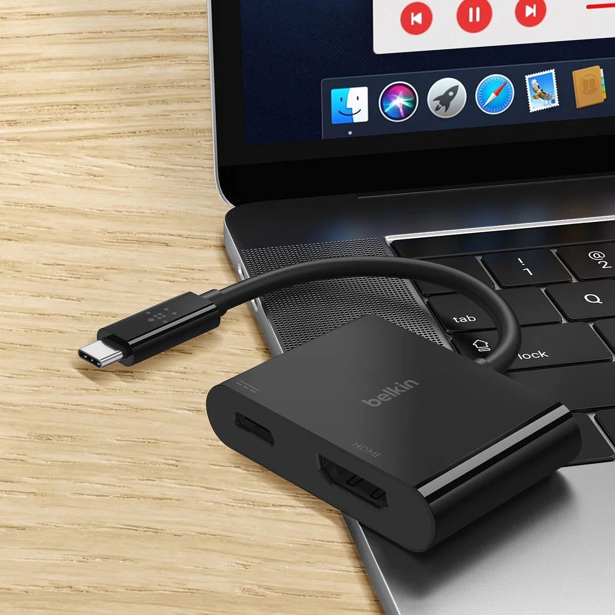 Adaptador y cargador Belkin USB-C a HDMI 60w