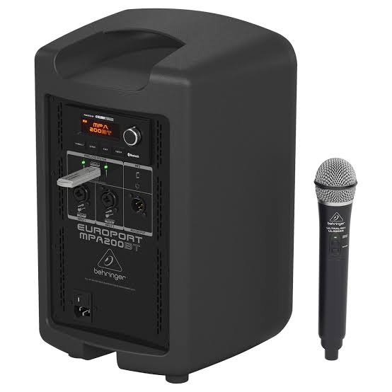 Behringer Sistema de Amplificacion Portatil 200-Watts, Bluetooh, Control Remoto VIA IOS / Android